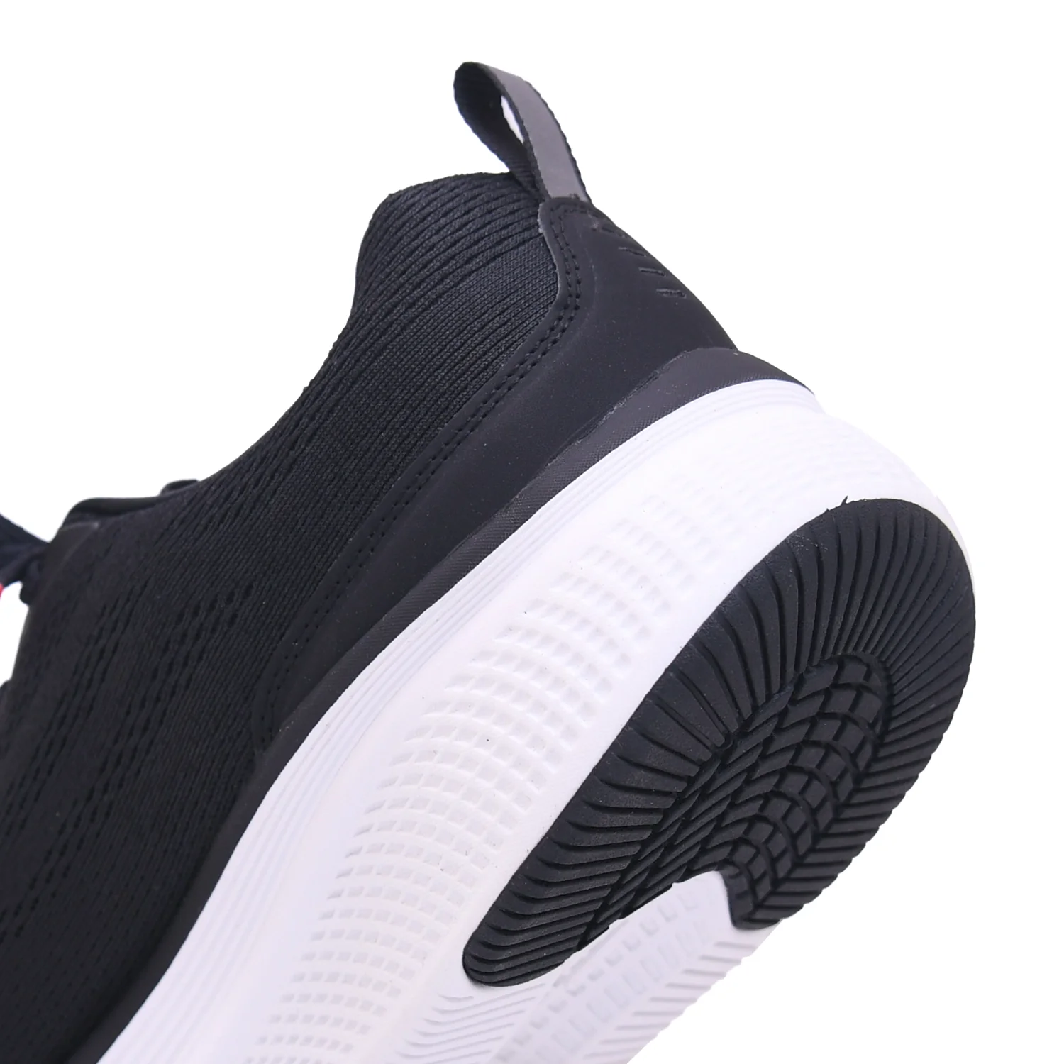 GO RUN ELEVATE 2.0 - Men - Image 2